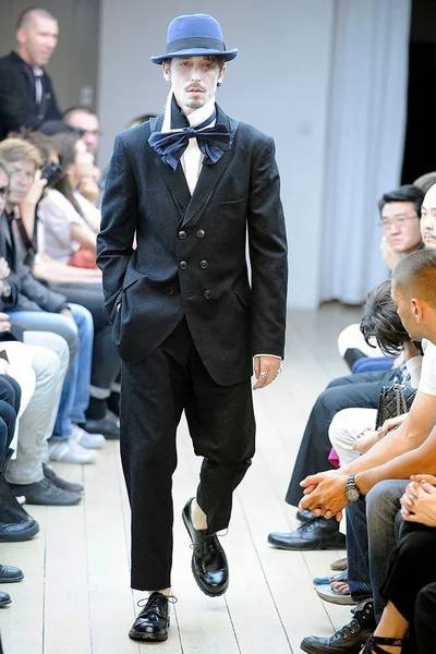 Look 7